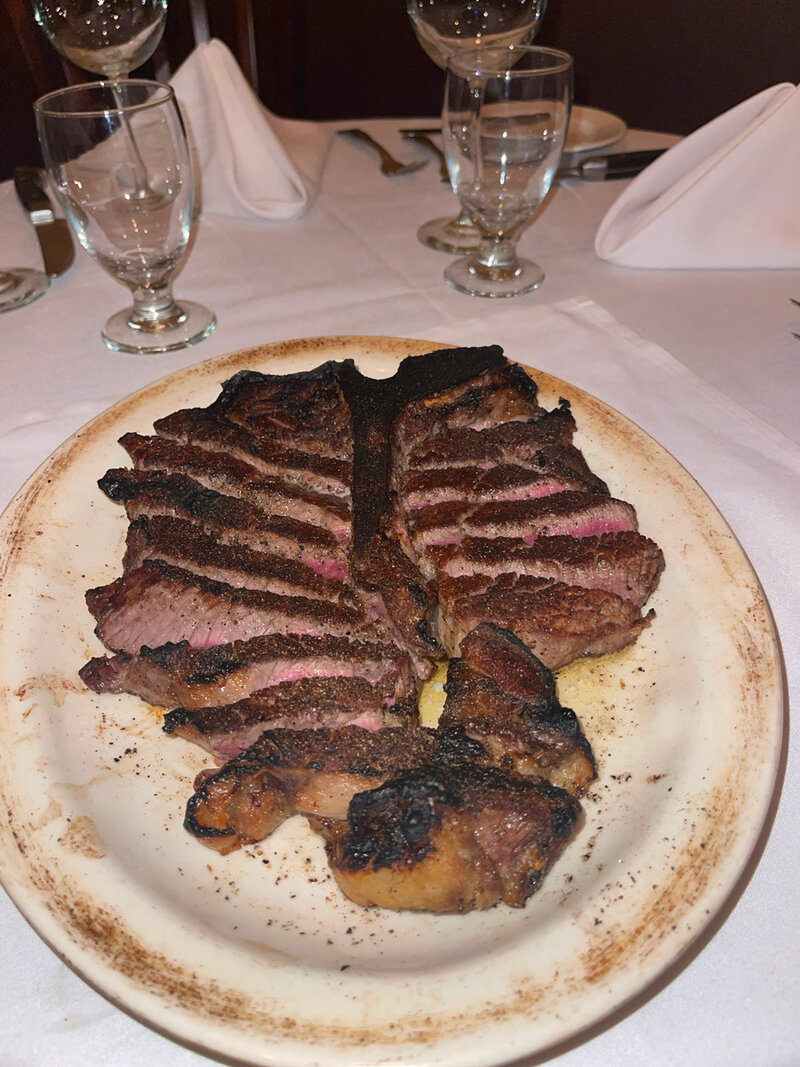 Cliff's Steakhouse - Gallery Photo 12